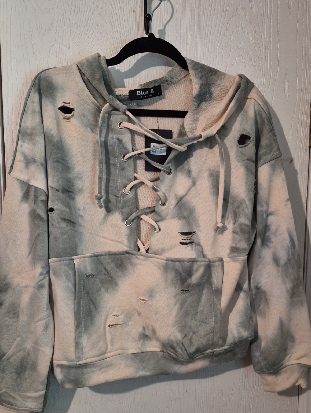 Blue B Women's Green Tie-Dye Lace-Up Crop Hoodie